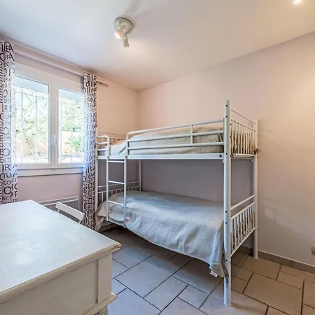 Vila Clos Des Collines By Interhome Gassin