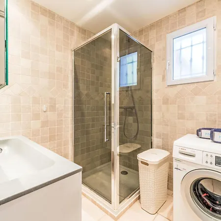 Clos Des Collines By Interhome Gassin