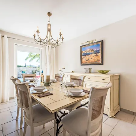 Clos Des Collines By Interhome *