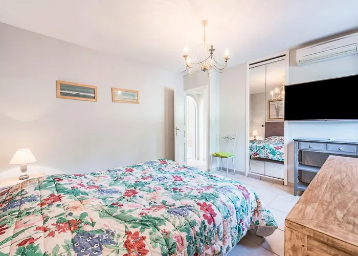 Clos Des Collines By Interhome *