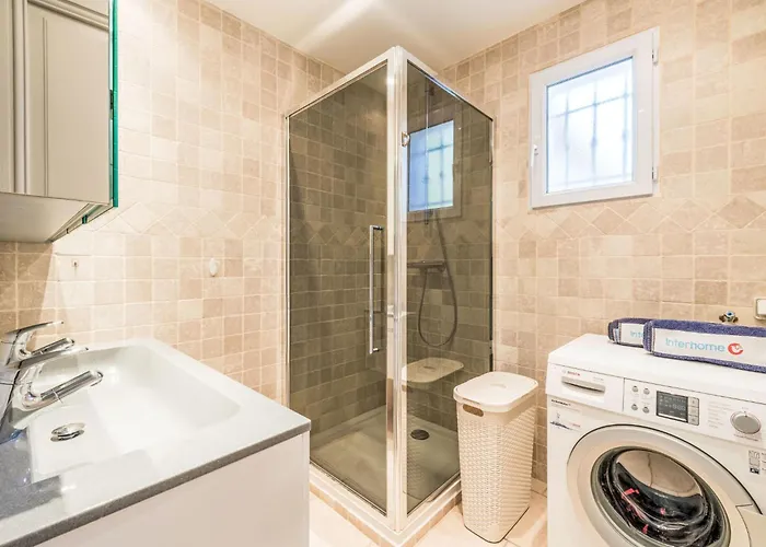 Clos Des Collines By Interhome Gassin