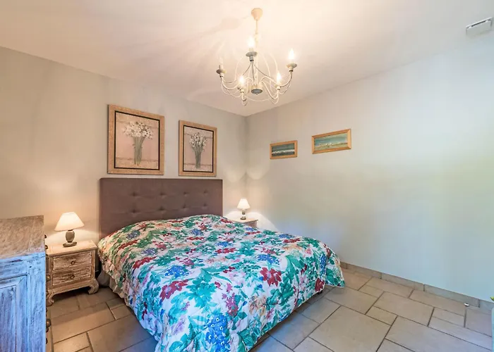 Villa Clos Des Collines By Interhome Gassin