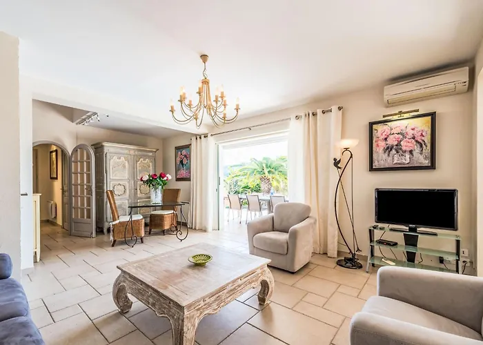 Clos Des Collines By Interhome Gassin